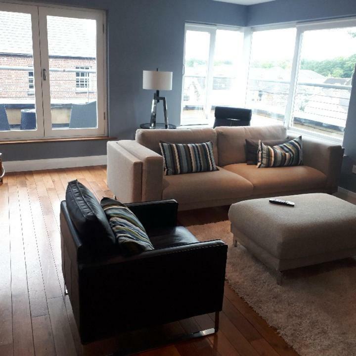 Luxurious Penthouse Apartment 1 , City Centre Kilkenny Exterior foto